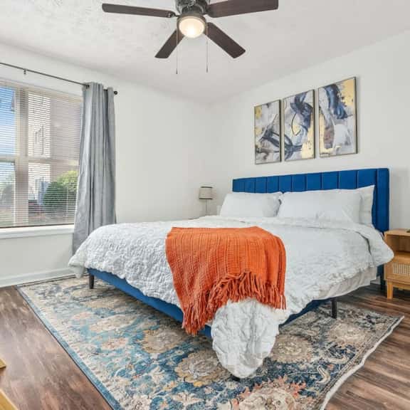 Room #4 in a 4 Bedroom Condo - Image 1